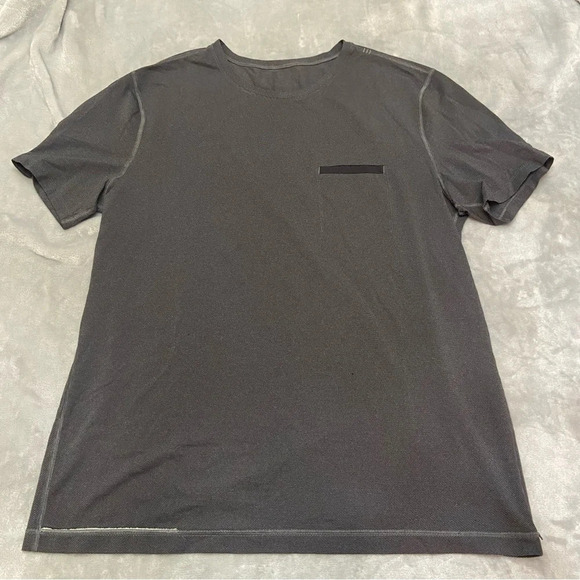 Lululemon R.A.D. Short Sleeve T-Shirt Heathered Black 21071 - Picture 3 of 10